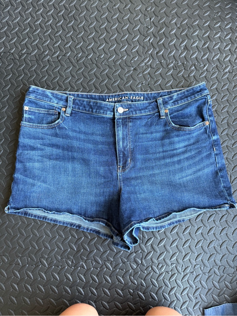 American Eagle AE Stretch Perfect Shortie Jean Shorts Blue Size 20
